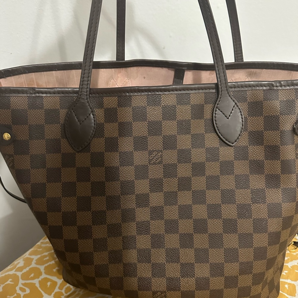 Louis Vuitton Neverfull MM
